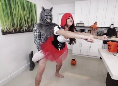 Cô bé đáng yêu chịch nhau cuồng nhiệt